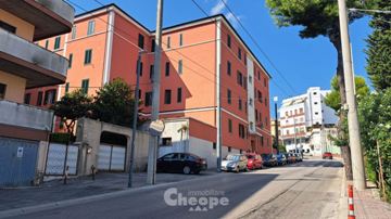 CHIETI, SEMICENTRO VIA MADONNA DEGLI ANGELI