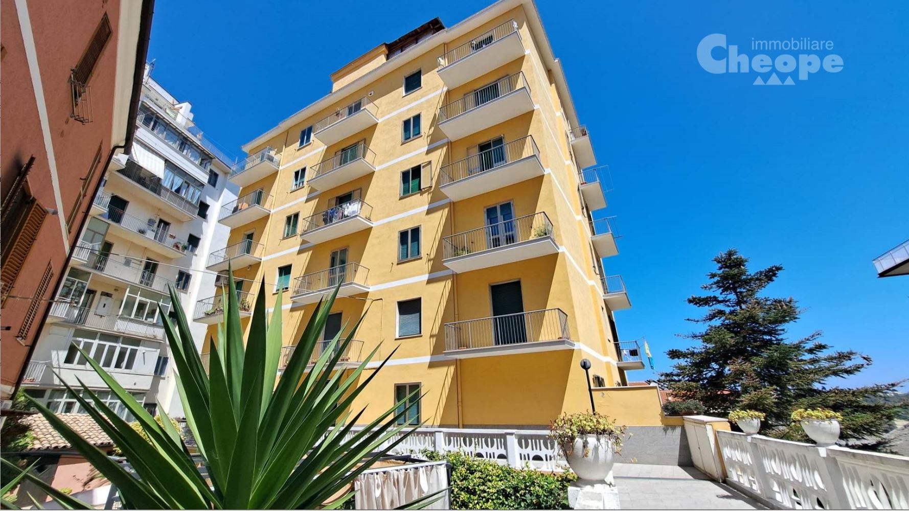 CHIETI, VIA SILVINO OLIVIERI, APPARTAMENTO PANORAMICO adiacente Centro Storico